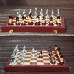 Bộ cờ vua cao cấp WK-CV002 bọc ngọc kèm hộp gỗ sang trọng